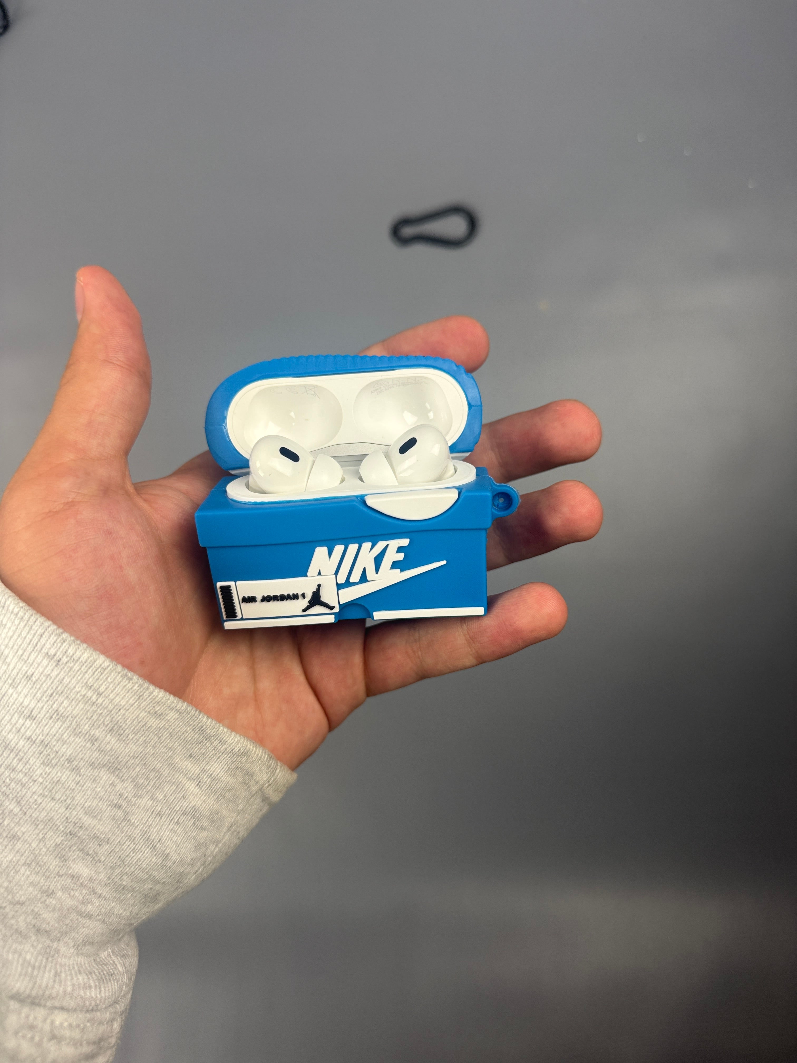 off White  AirPodsケース Off-White AirPods Case - ZiCASE